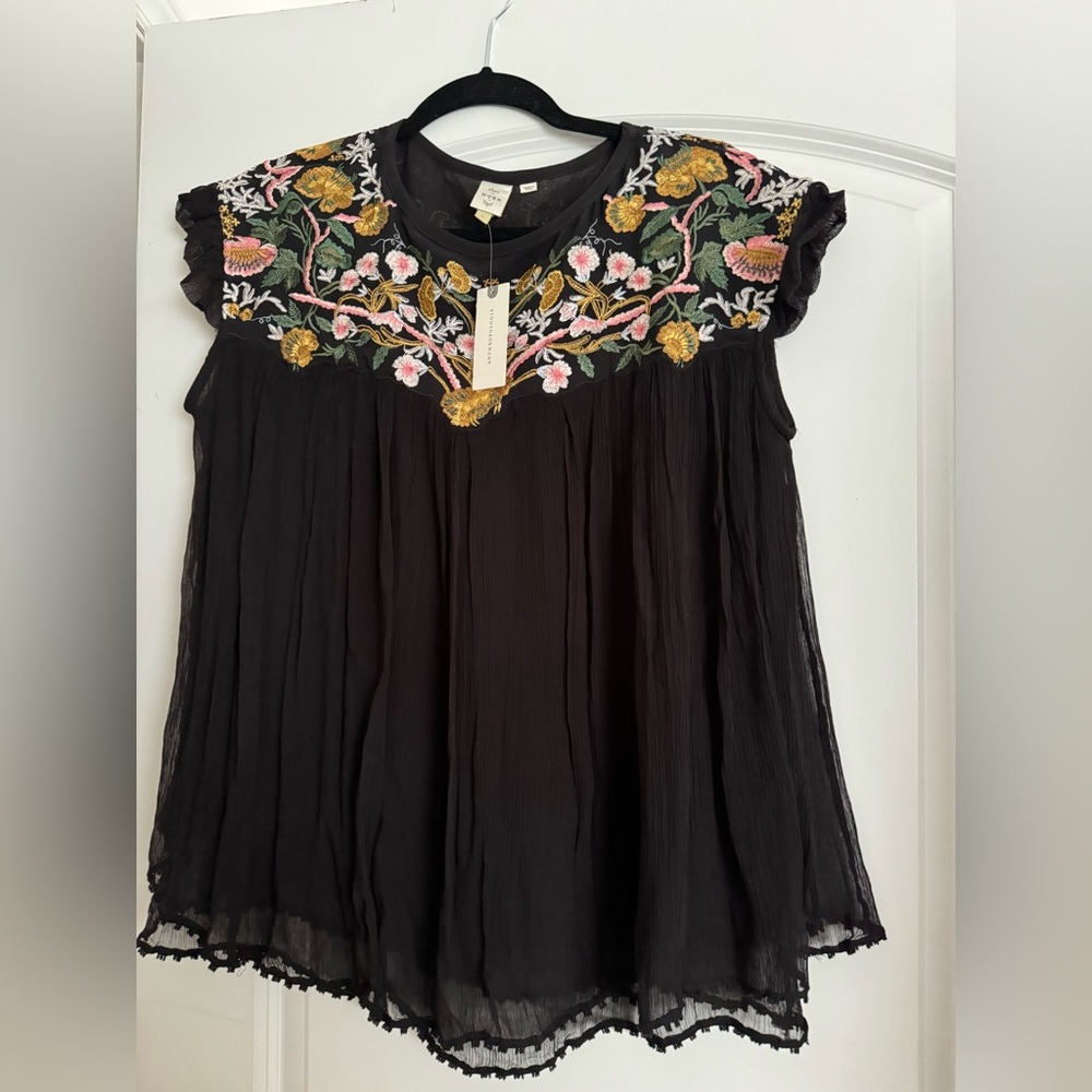 Anthropologie embroidered top
